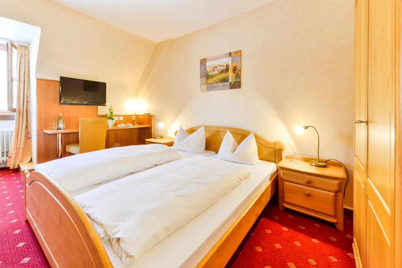 Hotel Restaurant Sonne Gengenbach Bagian luar foto
