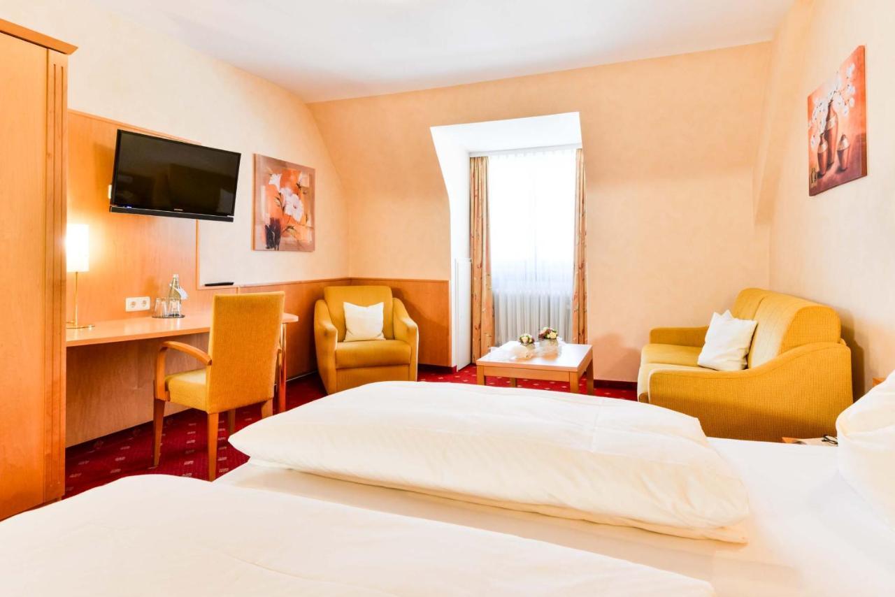 Hotel Restaurant Sonne Gengenbach Bagian luar foto