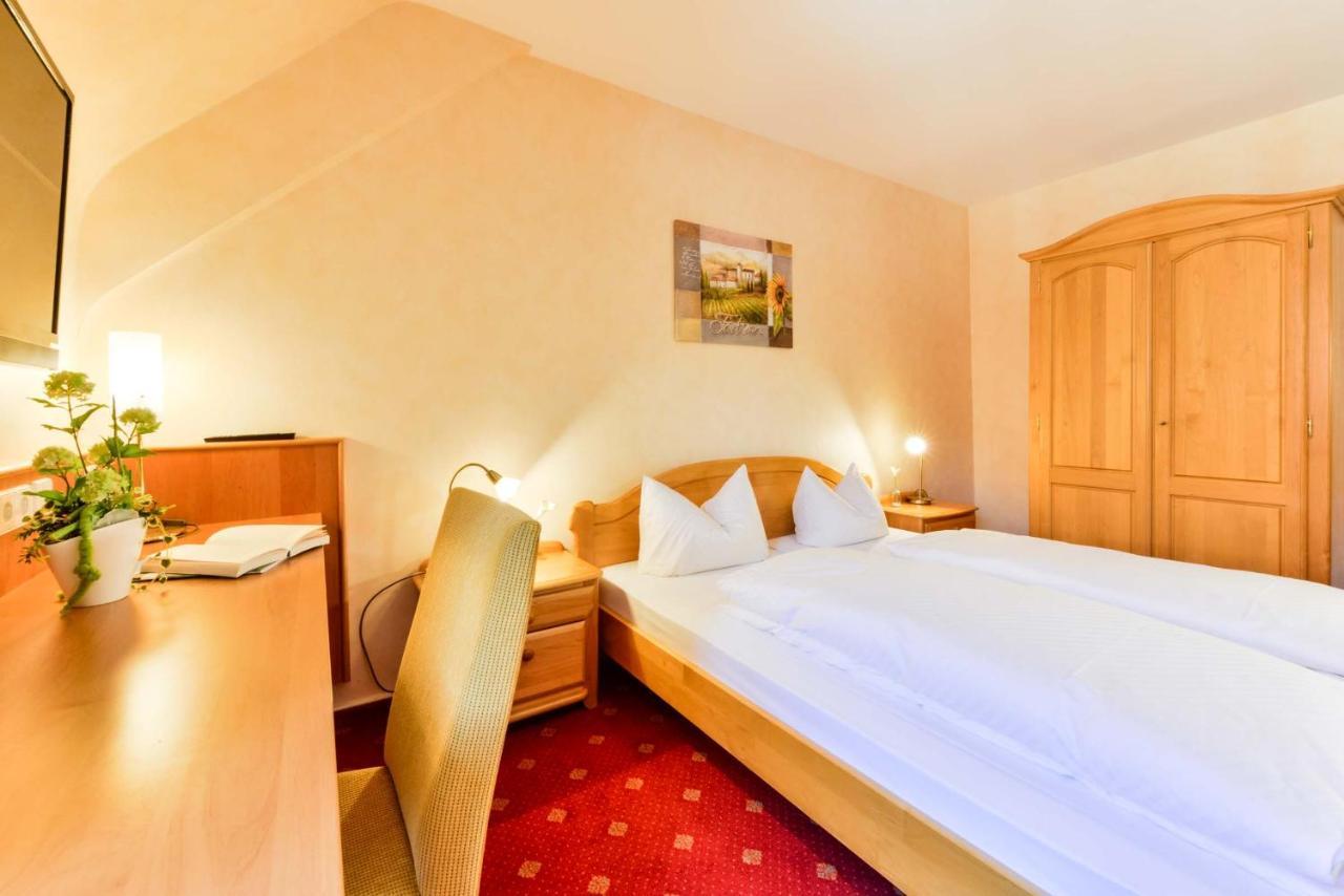 Hotel Restaurant Sonne Gengenbach Bagian luar foto